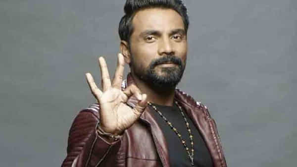 ఆసుపత్రిలో కొరియోగ్రాఫర్ రెమో డిసౌజా డ్యాన్స్.. వీడియో షేర్ చేసిన ఆయన సతీమణి.. ఆనందంలో అభిమానులు