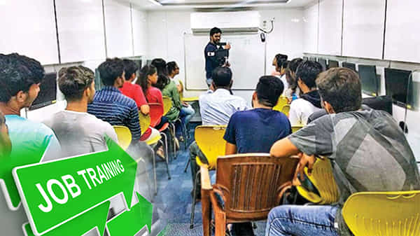 స్టాఫ్ సెలక్షన్ కమిషన్ (SSC) ఉద్యోగాలకు సిద్ధమవుతున్నారా..? అయితే అలాంటి వారికి గుడ్న్యూస్