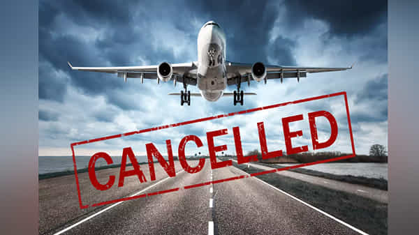 Refund: వెంటనే డబ్బులు రిఫండ్ చేయండి.. విమానయాన సంస్థలకు కేంద్ర ప్రభుత్వ ఆదేశం!