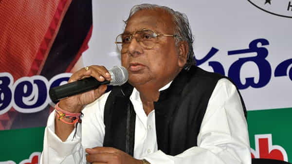 Congress Leader: నాకు ప్రాణహానీ ఉంది.. డీజీపీ మహేందర్ రెడ్డికి లేఖ రాసిన కాంగ్రెస్ సీనియర్ నేత..