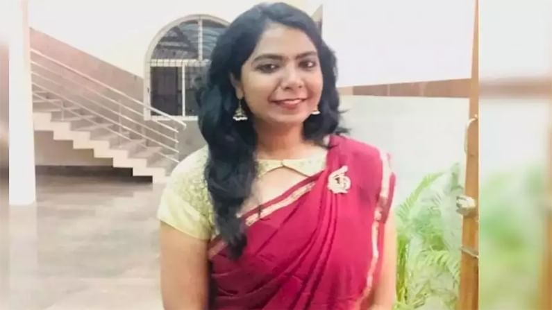 బెంగళూరు పోలీసు శాఖలో విషాదం.. స్నేహితురాలి ఇంట్లో సీఐడీ డీఎస్పీ ఆత్మహత్య.. కారణం అదేనా..?