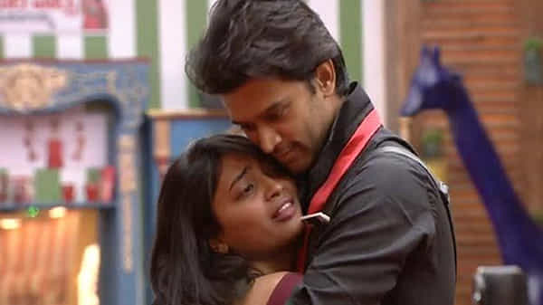 Bigg Boss 4 : ఈ సారి బిగ్ బాస్ విజేత ఆయనా లేక ఆమేనా...? నెటిజన్లు ఏమంటున్నారంటే...