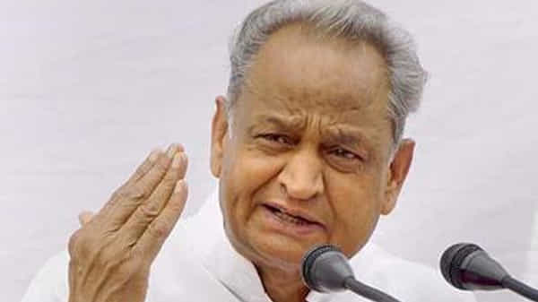 అమిత్ షా సహా బీజేపీ అగ్రనేతలపై సంచలన ఆరోపణలు చేసిన ముఖ్యమంత్రి.. తమ ప్రభుత్వాన్ని కూలదోయడానికి..