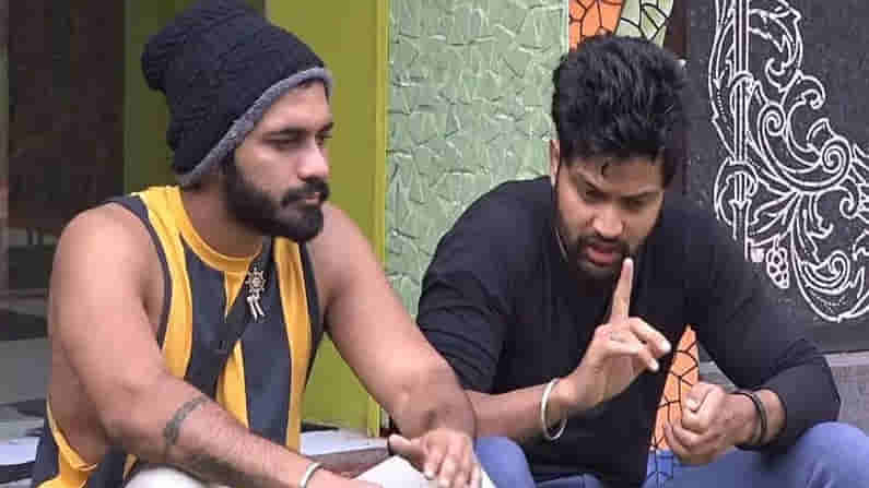 Bigg Boss 4 : సోహెల్ కు దిమ్మతిరిగే షాక్ ఇచ్చిన అఖిల్.. నువ్వుకూడా నన్ను అర్ధం చేసుకోవడంలేదు అంటూ..