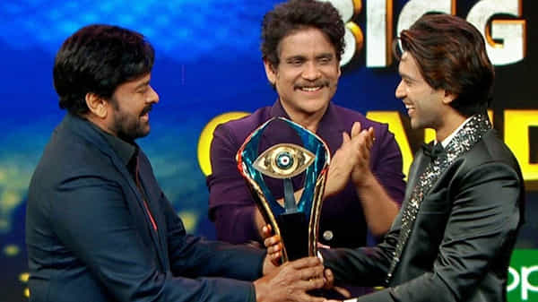 Bigg Boss 4: బిగ్ బాస్ సీజన్ 4 ఫినాలే ఎపిసోడ్కు ఖర్చు ఎంతో తెలిస్తే షాక్ అవ్వాల్సిందే..!!