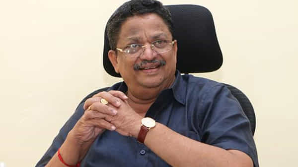 చిన్న సినిమాలకు మేలు జరగడానికే చర్చలంటున్న ప్రముఖ నిర్మాత.. థియేటర్ల ప్రారంభంపై క్లారిటీ ఇచ్చిన..