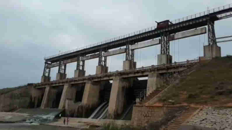 గాజులదిన్నెకు పొంచి ఉన్న ప్రమాదం.. ప్రాజెక్టుకు లీకేజీలు.. ఆందోళన చెందుతున్న కర్నూలు జిల్లా ప్రజలు