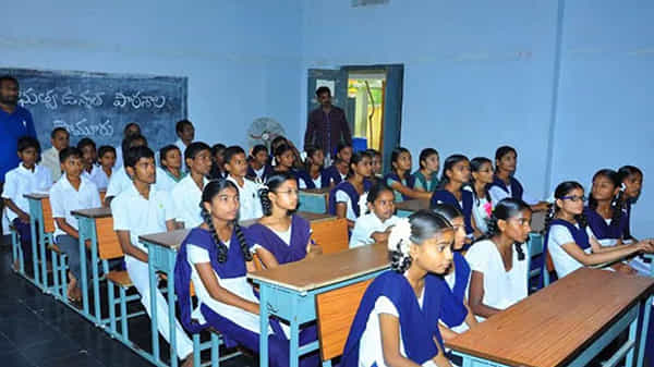 Ammavodi Scheme: జగనన్న అమ్మఒడి వివరాలను చెక్ చేసుకోండి.. సూచనలు ఇచ్చిన పాఠశాల విద్యాశాఖ..