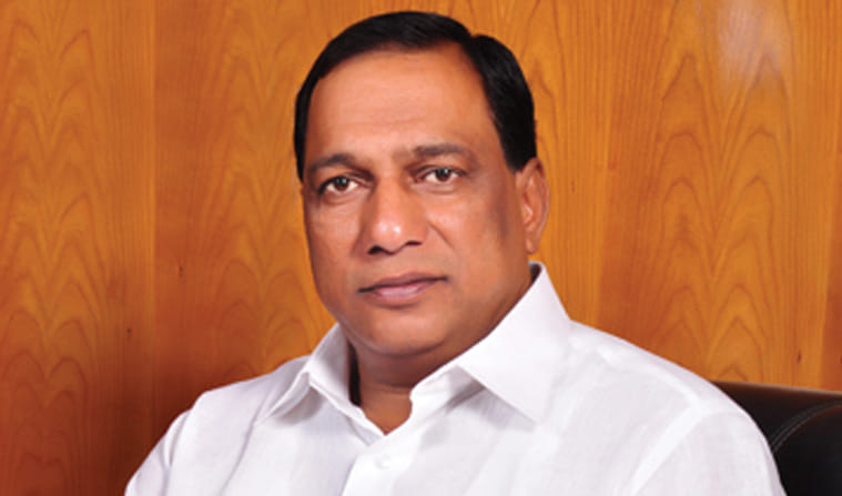 Mal Reddy Driver మంత్రి మల్లారెడ్డిపై కేసు.. భూమిని ఆక్రమించాడంటున్న మహిళ.. తాను ఏ కబ్జా ...