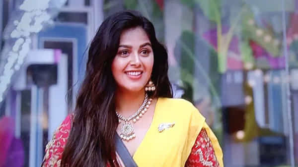 మోనాల్ రుణం తీర్చుకున్న హారిక.. తెలుగులో అదరగొట్టిన గుజరాతీ భామ.. నేను పర్ఫెక్ట్ కాదు కానీ..