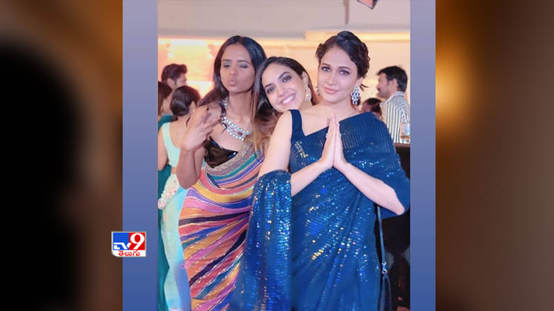 నిహారిక పెళ్లి వేడుకలో హంగామా స్టార్ట్ చేసిన టాలీవుడ్ భామలు 