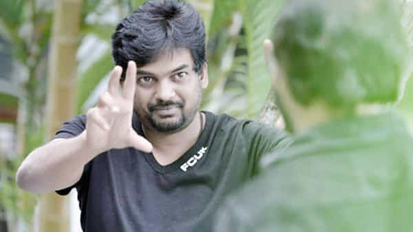 మరో కొత్త అవతారం ఎత్తనున్న పూరి జగన్నాథ్.. పూరీతో సరికొత్త టాక్ షో ప్లాన్ చేస్తోన్న ప్రముఖ మీడియా సంస్థ.?