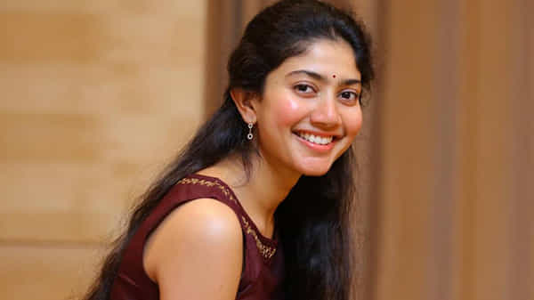 నాకు అటువంటి సీన్లో నటించడం కంఫర్ట్గా అనిపించదు.. డైరెక్టర్కు డైరెక్ట్గా చెప్పేసిన సాయిపల్లవి