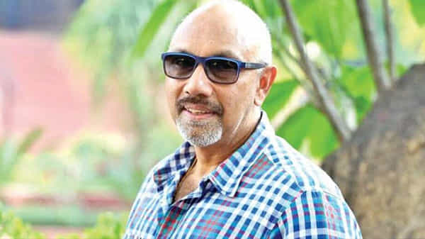 ఇది వ్యాపారంకాదు లెక్కలేసుకోవడానికి.. సూపర్ స్టార్ పొలిటికల్ ఎంట్రీ పై సెటైర్లు వేసిన కట్టప్ప