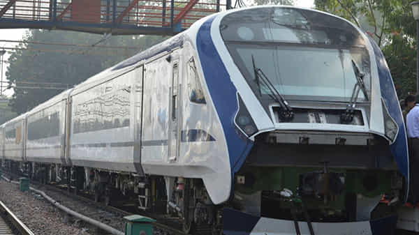 Driverless Train: దేశంలోనే తొలిసారి డ్రైవర్ లేకుండానే నడిచే ట్రైన్ వచ్చేస్తోంది..