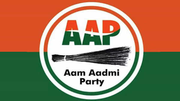 Aam Aadmi Party: గుజరాత్ స్థానిక సంస్థల ఎన్నికల్లో పోటీ చేస్తాం.. అన్ని స్థానాల్లో అభ్యర్థులను నిలబెడతాం.. ఆప్ కీలక ప్రకటన..