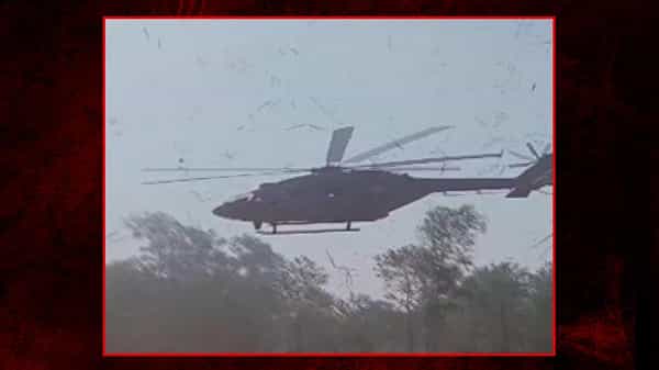 Indian Army chopper crash: ఆర్మీ ఛాపర్ క్రాష్.. పైలట్ మృతి.. మరోకరికి తీవ్ర గాయాలు