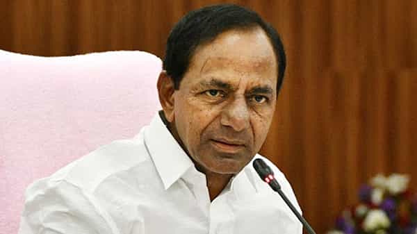 తెలంగాణ ఉద్యోగులకు షాక్.. పీఆర్సీ అమలుకు అడ్డంకిగా మారిన ఎమ్మెల్సీ ఎన్నికల కోడ్..