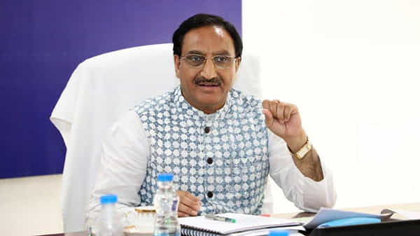 జనవరి 7న జేఈఈ అడ్వాన్స్డ్ తేదీలు ప్రకటిస్తాం: కేంద్ర విద్యాశాఖ మంత్రి రమేశ్ ఫోఖ్రియాల్