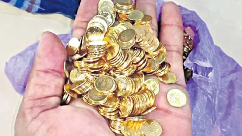 Fake Gold Coins: నకిలీ బంగారు నాణేల పేరుతో మోసపోయిన హైదరాబాద్‌ వాసి.. రూ. 8 లక్షలతో ఉడాయించిన కేటుగాళ్లు