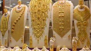Today Gold Price: తెలుగు రాష్ట్రాల్లో మళ్లీ పెరిగిన బంగారం ధరలు.. నార్త్‌లో మాత్రం...