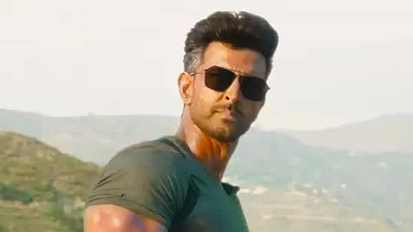 Hrithik Roshan: కన్ఫ్యూజ్ లో స్టార్ హీరో హృతిక్ రోషన్.. మొదలు ఏ సినిమా.. తర్వాత ఏ సినిమా