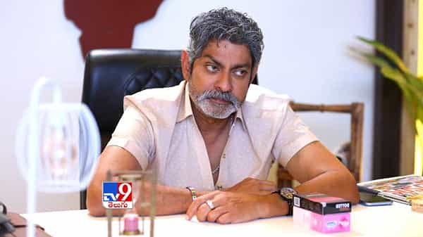 Jagapathi Babu : తన లైఫ్ స్టోరీని.. తన మాటల్లోనే చెప్పబోతున్న జగపతి బాబు.. సముద్రం పేరుతో వీడియో ప్రెజెంటేషన్..
