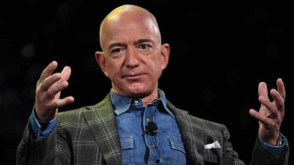Jeff Bezos Donation: సంపాదించడంలోనే కాదు.. దానం చేయడంలోనూ ఆయనకు సరిలేరెవరూ.. అమేజాన్ సీఈఓ భారీ వితరణ..