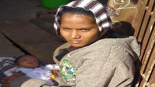 Latest Crime News: రోడ్డు ప్రమాదం ఆ యువతి జీవితంలో విషాదం నింపింది.. బిడ్డను ప్రసవించిన ఐదు రోజులకే..