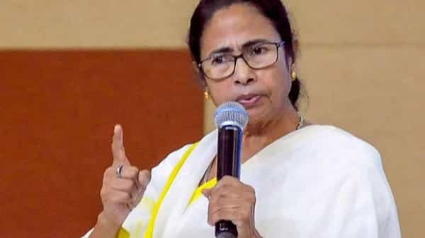 Mamata Banerjee Comments : బీజేపీ పై మండిపడ్డ మమత.. దేశంలో పెద్ద జంక్ పార్టీ అంటూ వ్యాఖ్యలు చేసిన దీదీ