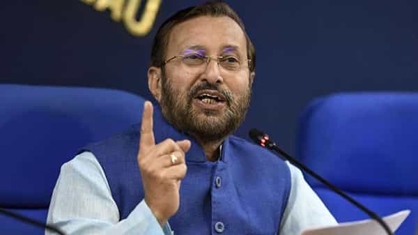 Aatmanirbharbharat : కుటుంబపాలనకు ఆస్కారం లేని బీజేపీలో... పార్టీనే కుటుంబం : కేంద్రమంత్రి ప్రకాష్ జవ్దేకర్