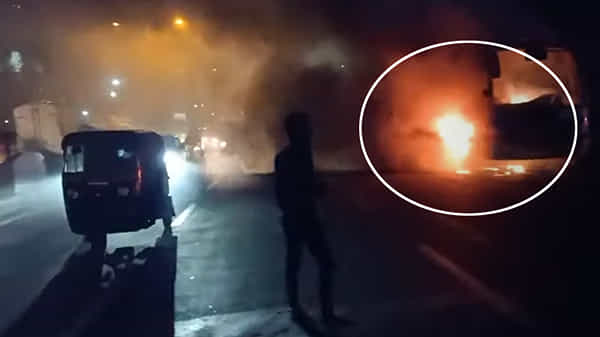 Bus Catches Fire in Thane: ప్రమాదం.. షిర్డీ యాత్రికుల బస్సులో భారీ మంటలు.. ప్రమాద సమయంలో 21 మంది ప్రయాణికులు