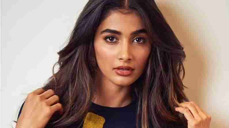 Pooja Hegde: ఈ ఏడాది పూజాహెగ్డే ఎవరితో గడపాలనుకుంటోందో తెలుసా..? బుట్టబొమ్మ ఇన్‌స్టాగ్రామ్‌ పోస్ట్‌పై ఓ లుక్కేయండి..