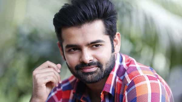 Ram In Red: రెడ్ సినిమాను ఓటీటీలో విడుదల చేయమని ఎన్నో ఆఫర్లు వచ్చాయి.. కానీ ఆయన అలా చేయలేదు..