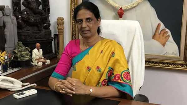 Telangana Schools: స్కూల్స్ పున:ప్రారంభంపై విద్యాశాఖ మంత్రి కీలక కామెంట్స్... వారికి హెచ్చరిక