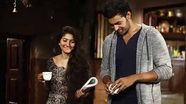 Sai Pallavi: వరుణ్తో నటించేప్పుడు హీల్స్ వేసుకునేదాన్ని.. ఆసక్తికర విషయాలు వెల్లడించిన హైబ్రీడ్ పిల్ల..