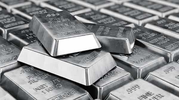 Silver Rates Today: దేశవ్యాప్తంగా స్వల్పంగా పెరిగిన వెండి ధరలు... ఎక్కడ ఎంత పెరిగిందంటే..