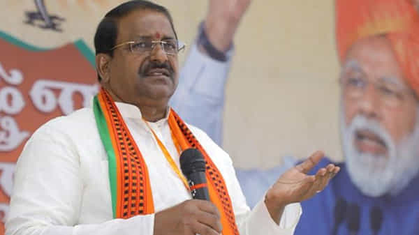 స్టీల్ ప్లాంట్పై కొత్త రాగం అందుకున్న బీజేపీ నేతలు.. ఆ ఇష్యూను పక్క దారి పట్టించేందుకేనన్న సోము వీర్రాజు