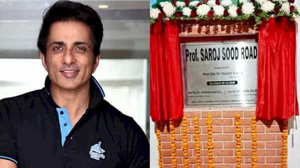 SonuSood Mother: రియల్ హీరోకు మరిచిపోలేని బహుమతి ఇచ్చిన ఫ్యాన్స్.. భావోద్వేగానికి గురైన సోనూసూద్..