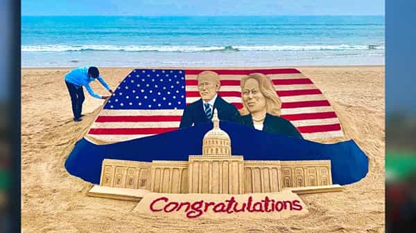 Sand Artist Sudarsan Pattnaik : అమెరికా అధ్యక్షుడికి సైకత శిల్పి శుభాకాంక్షలు..