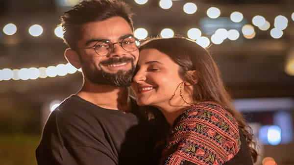 Virat Anushka: ఇంట్లో సేఫ్గా న్యూ ఇయర్ వేడుకలు జరుపుకున్న విరుష్క జంట.. ఇంతకు మించింది ఇంకేముంది..