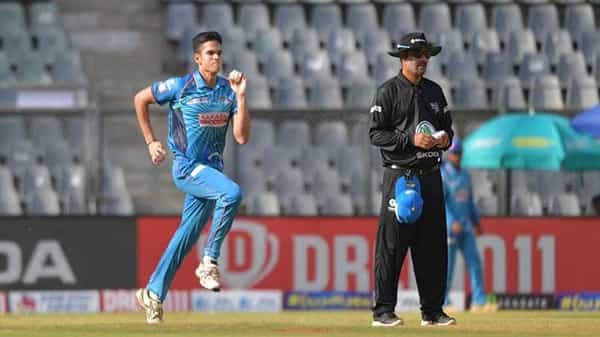 Arjun Tendulkar : ఐపీఎల్-14లో ఎంట్రీ ఇవ్వనున్న అర్జున్ టెండూల్కర్.. కనీస ధర ఎంతంటే..?