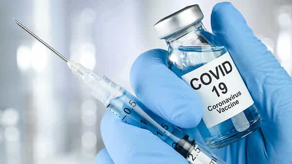 Health News: కరోనా వ్యాక్సిన్ తీసుకునే ముందు, ఆ తర్వాత ఆల్కహాల్ తీసుకోవచ్చా.. నిపుణులు ఏం సూచిస్తున్నారు ?