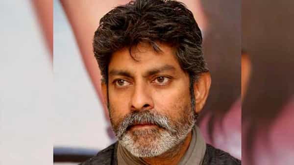 విజయ్ సేతుపతికి విలన్గా జగ్గుభాయ్.. ఆ వెర్షన్ డబ్బింగ్ స్టార్ట్ చేసిన సీనియర్ హీరో..