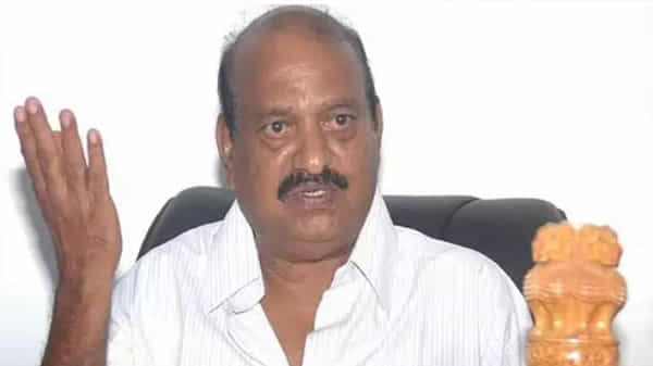 వాలంటీర్లు తాడిపత్రిలో పనిచేస్తే శాంతిభద్రతల సమస్య, మరోసారి నామినేషన్లకు అవకాశం కోరిన జేసీ ప్రభాకర్ రెడ్డి