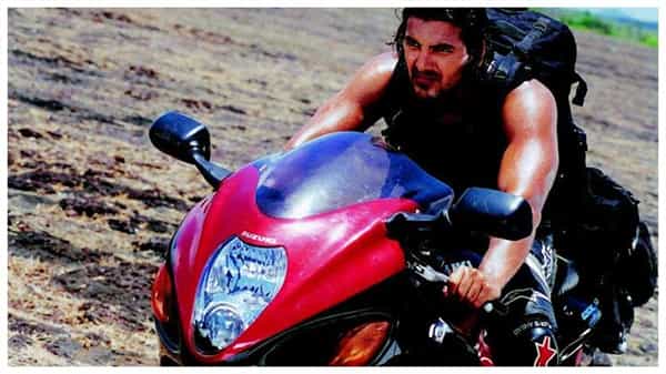 John Abraham to Tamil debut: తొలిసారిగా తమిళ సినిమాలో అడుగు .. అజిత్ కోసం మళ్ళీ బైక్ రేసర్ గా జాన్ అబ్రహం...