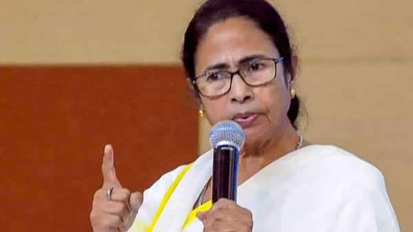 పెగాసస్ వివాదంపై విచారణకు కమిషన్ ఏర్పాటు..బెంగాల్ సీఎం మమతా బెనర్జీ నిర్ణయంపై శివసేన హర్షం