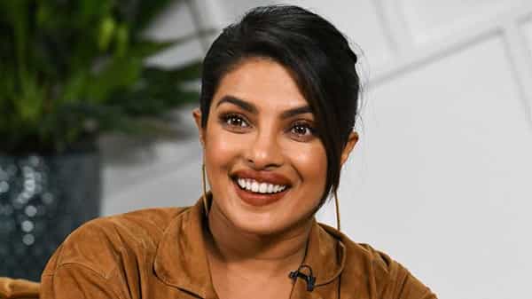 సినిమా షూటింగ్ సెట్లో సేఫ్గా ఉన్నట్లు అనిపించలేదు.. ఆసక్తికర విషయాలను బయటపెట్టిన ప్రియాంక చోప్రా..