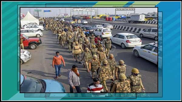 ఘాజీపూర్ ప్రొటెస్ట్ సైట్ ని ఖాళీ చేయండి, ఘజియాబాద్ అధికారుల ఆదేశాలు, ఇక రైతులు వెనక్కి ?