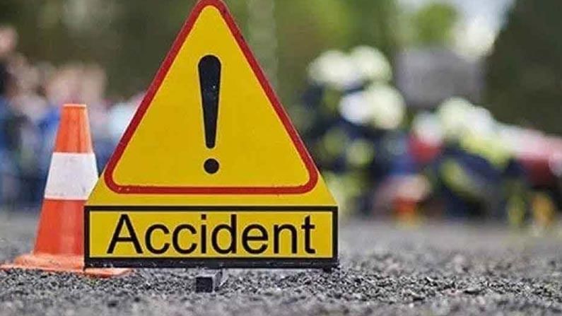 Road Accident: మహారాష్ట్రలో ఘోర రోడ్డు ప్రమాదం.. నలుగురు యువకుల దుర్మరణం